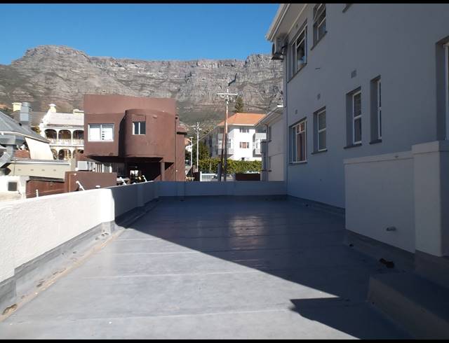 1 bed property to rent in ORANJEZICHT